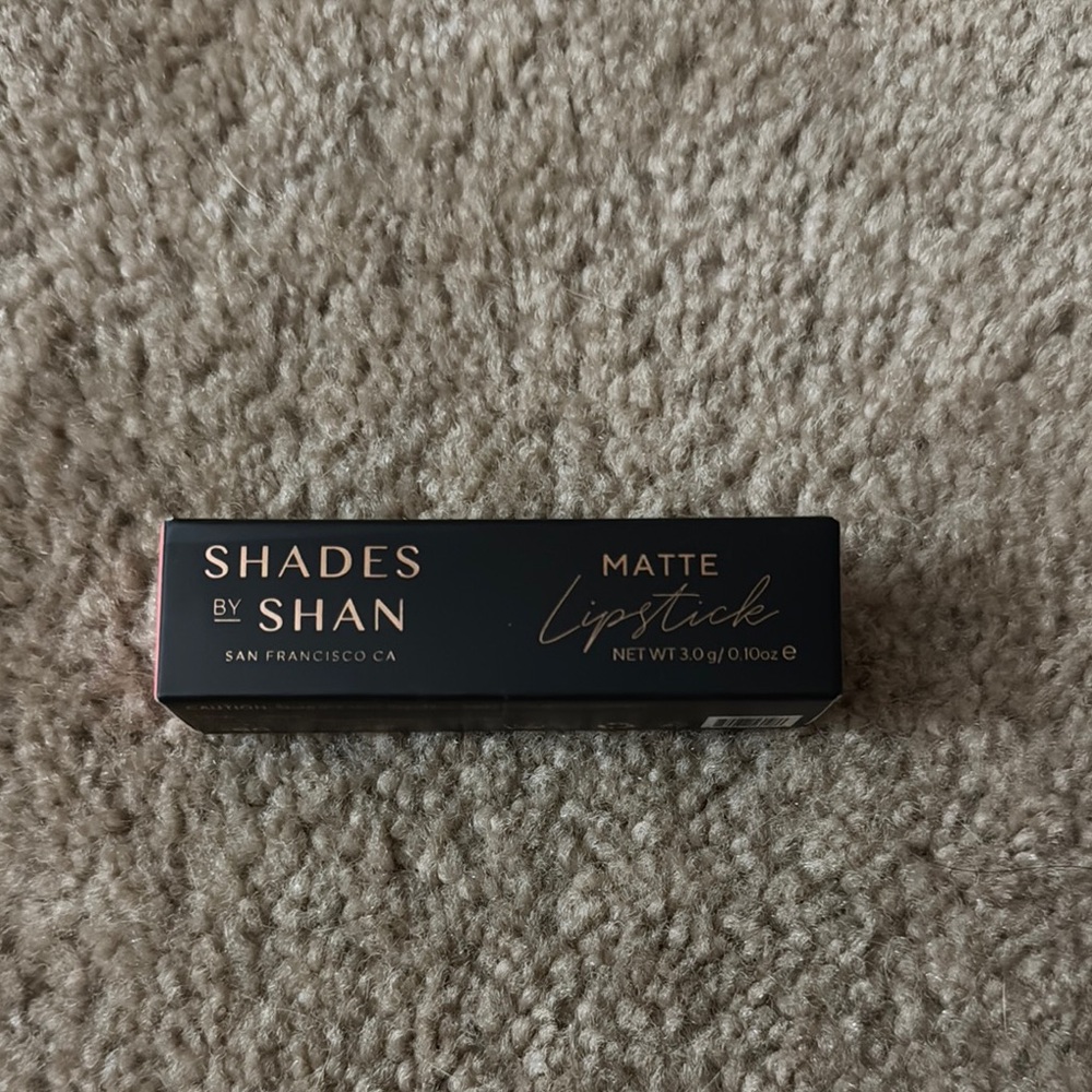 Matte Lipstick - Classic Red